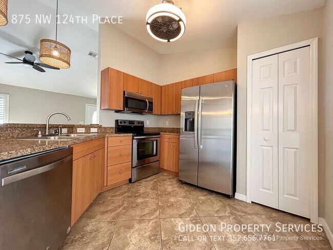 Building Photo - 875 NW 124th Pl