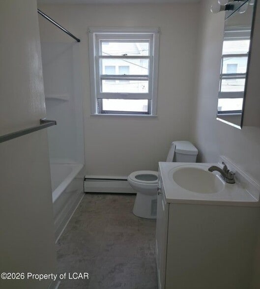 Building Photo - 134 Nicholson St