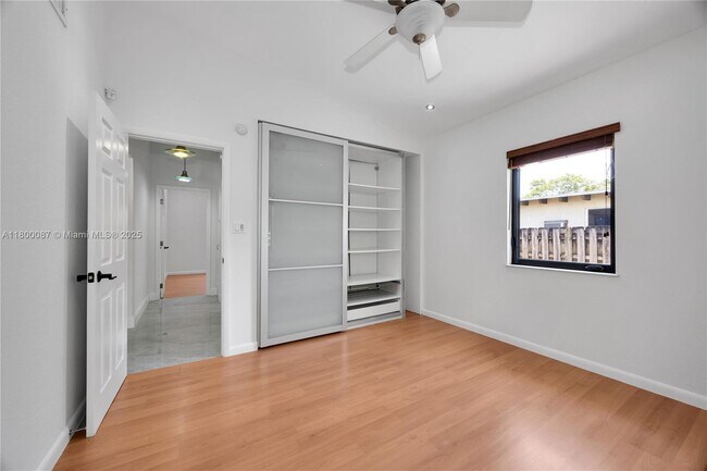 Building Photo - 6611 SW 63rd Ave