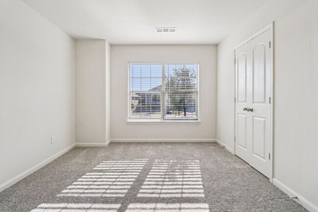 Building Photo - 309 Abram Ave