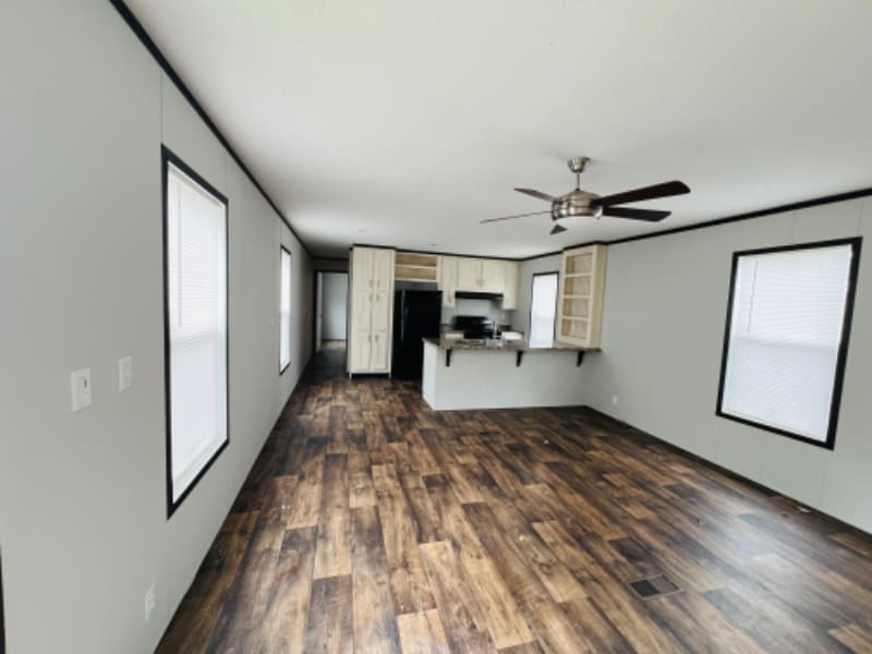 Building Photo - 9477 Lansdowne Rd