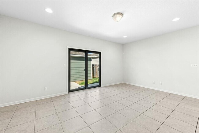 Building Photo - 1709 Arendale Dr