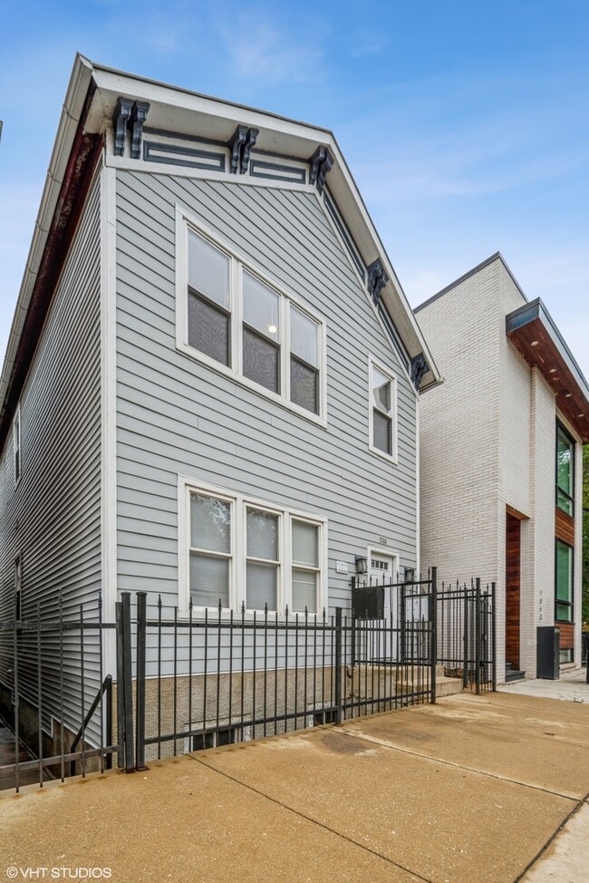 Primary Photo - 1700 S Jefferson St