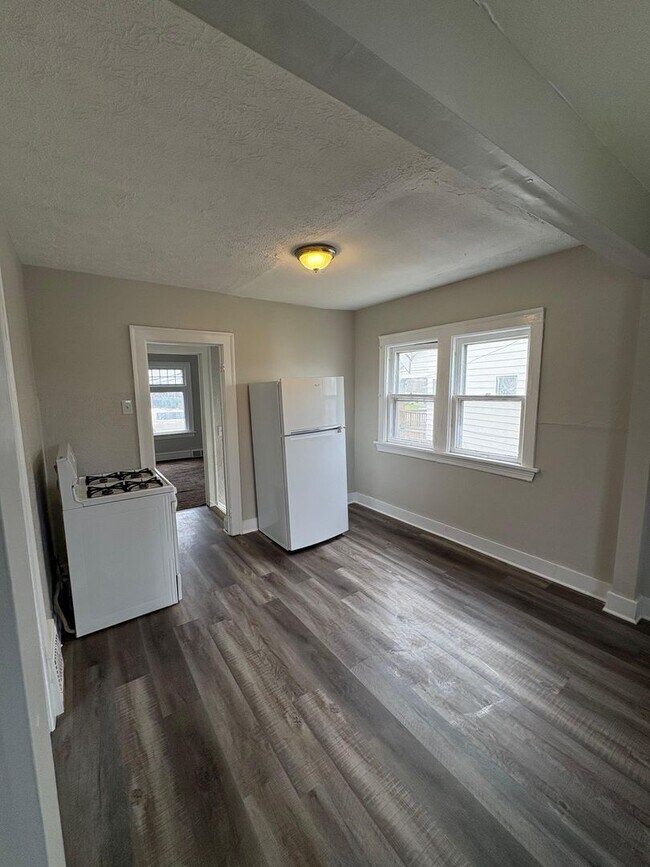 Building Photo - Your Cozy 3-Bedroom Home in Garfield Heights