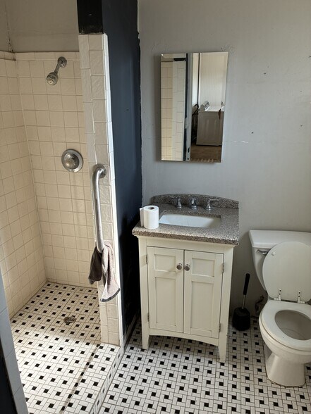 Building Photo - 221 Porfirio Diaz St