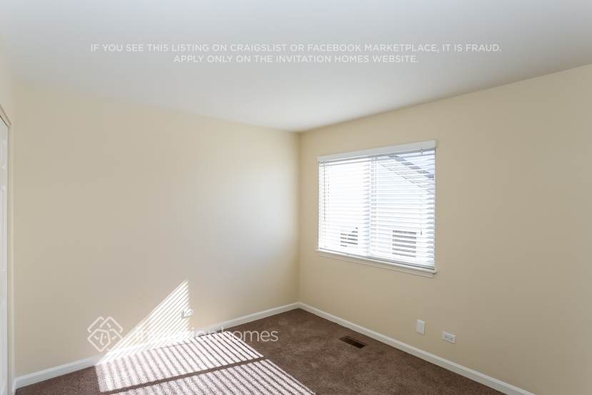 Building Photo - 290 S Annandale Dr