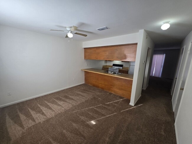 Building Photo - Prince George Commons Townhomes