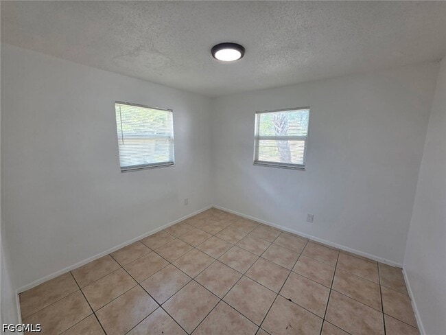 Building Photo - 5426 Sago Ave