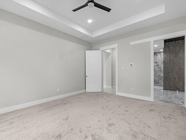 Building Photo - 887 Rd 660