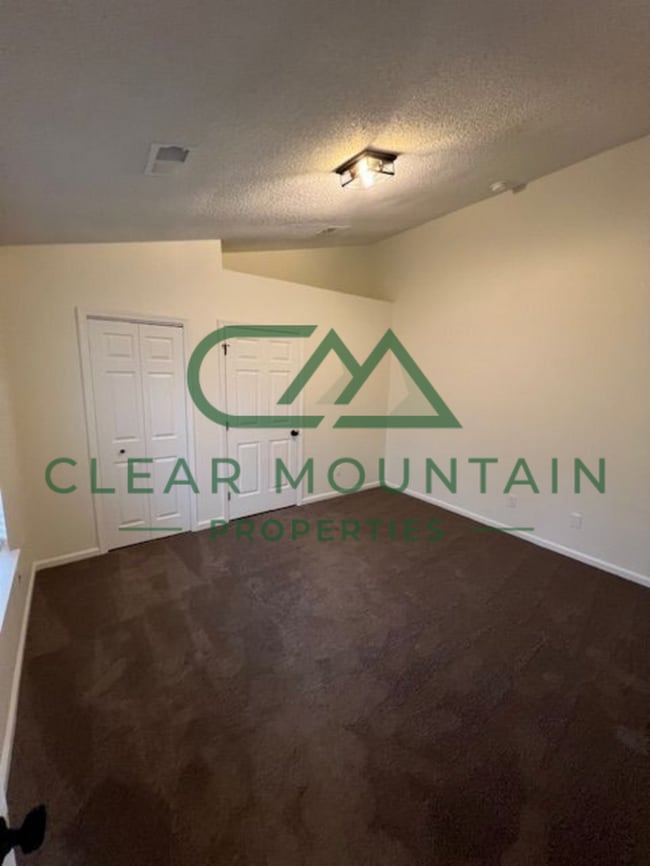 Building Photo - Move-in Special! Limited-Time Leasing Offer!