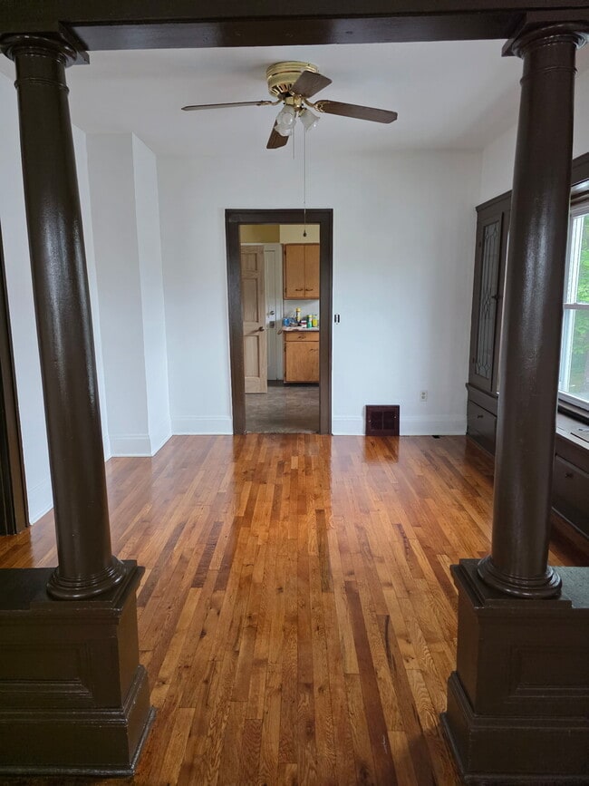 Building Photo - 4021 Gifford Ave