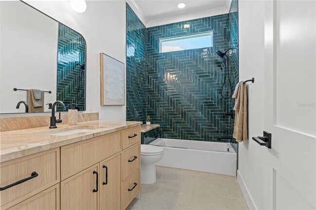 Building Photo - 500 E Davis Blvd