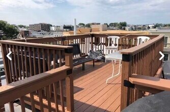 Building Photo - 143 W 8th St