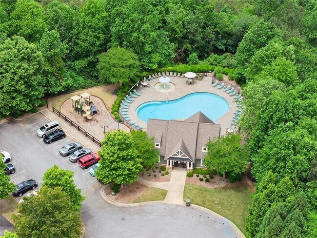 Building Photo - 124 Oakmont Dr