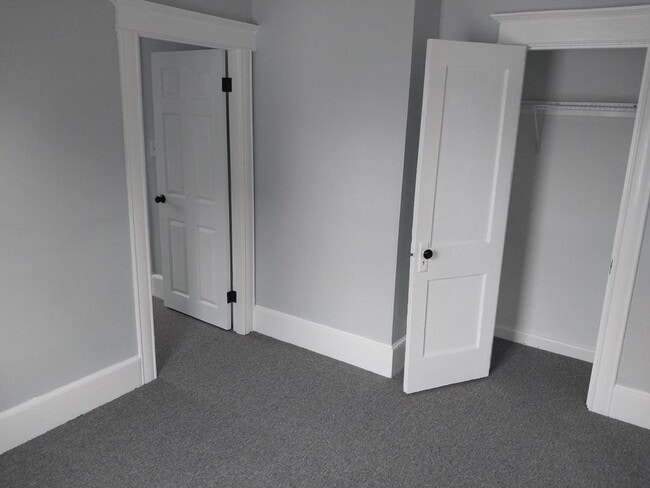 Building Photo - 48 Covell St