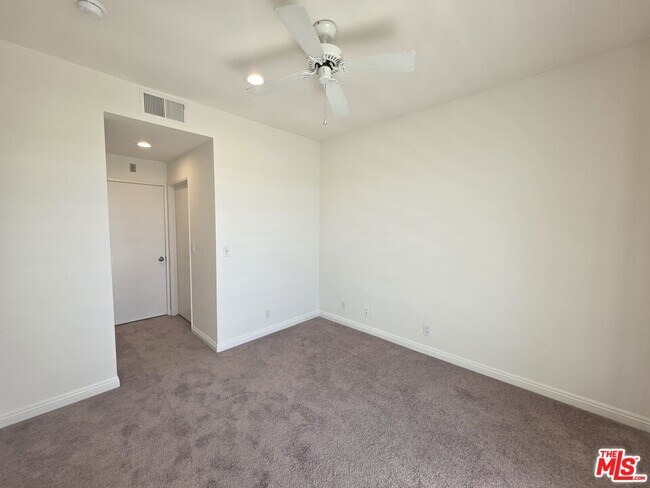 Building Photo - 8505 Gulana Ave