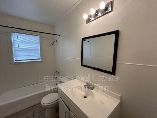 Building Photo - 3445 Hardy St