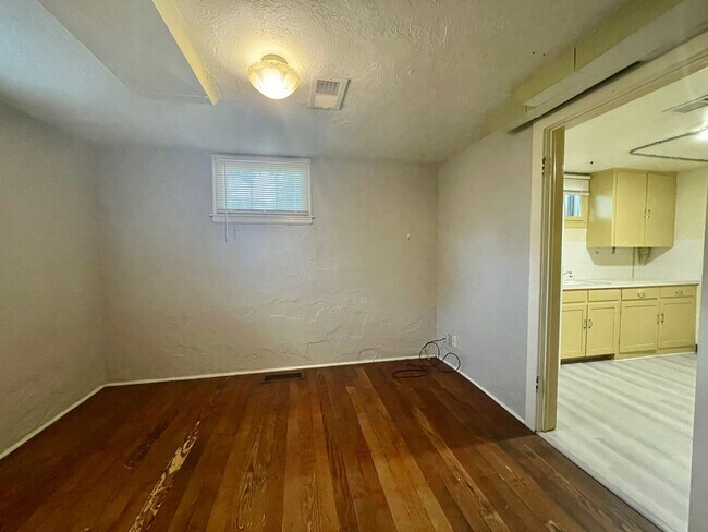 Primary Photo - 1012 14th St