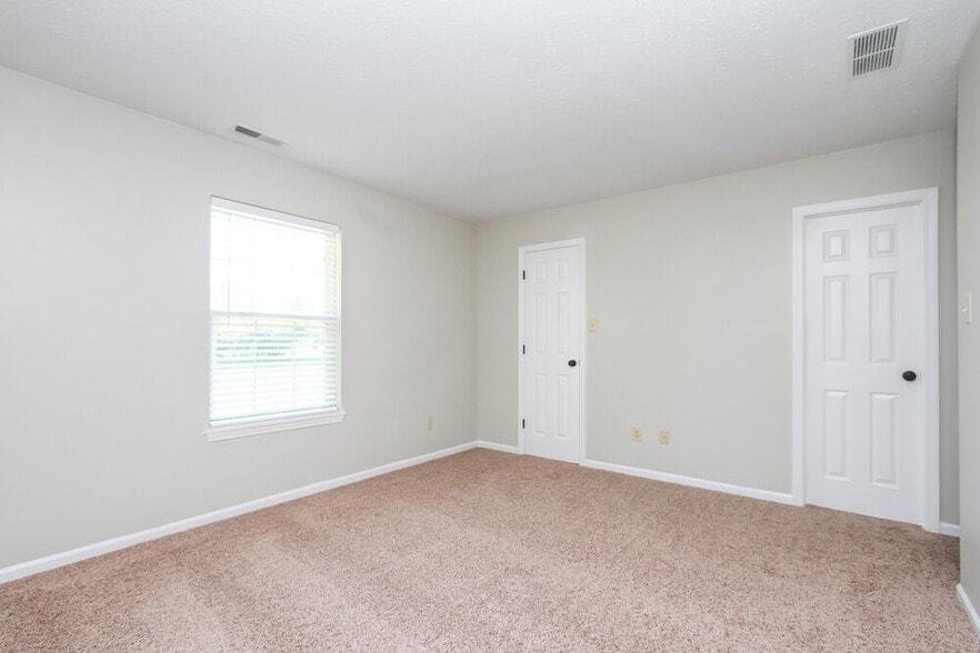 Building Photo - 8165 Shortleaf Ct