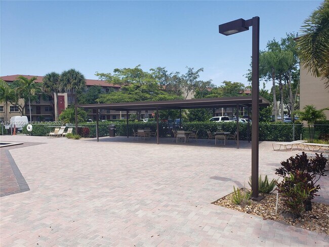 Building Photo - 13255 SW 7th Ct