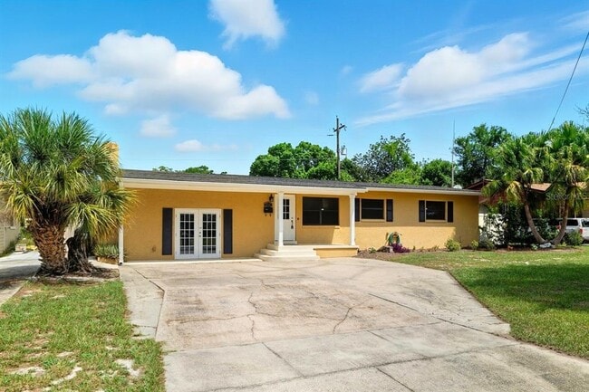 Building Photo - 3707 Pelican Ln