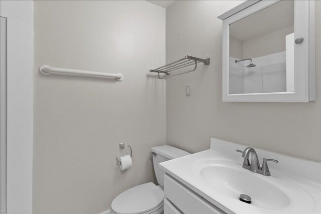 Building Photo - Completely Renovated 3 Bed 2 Bath home with HUGE fenced yard & shed