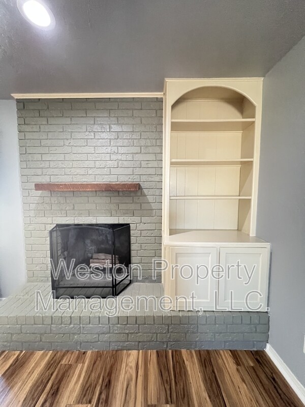 Building Photo - 10408 Blue Spruce Rd