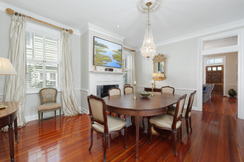 Building Photo - 151 Tradd St