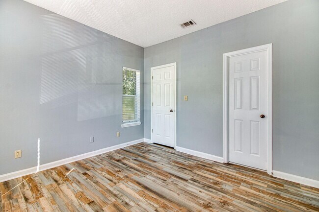 Building Photo - 200 Sandestin Ln