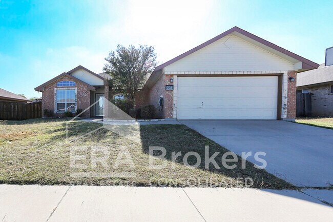 Primary Photo - 702 Aries Dr