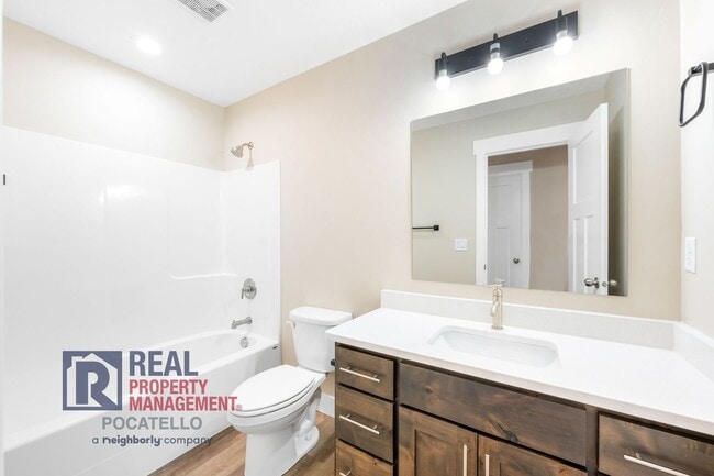 Building Photo - Brand New Construction 4 Bed 3.5 House - 2...