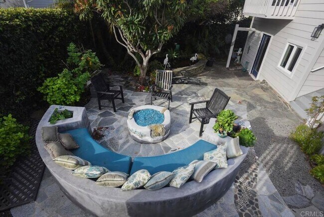 Building Photo - 5618 Bellevue Ave