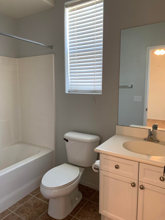 Building Photo - 82697 Cody Dr