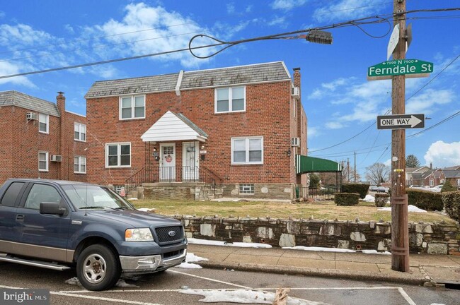 Building Photo - 7947 Ferndale St