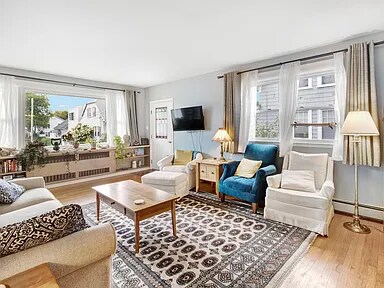 Building Photo - 14 Bellegarde Ave