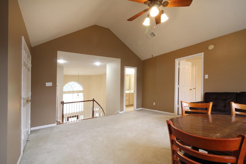 Building Photo - 18811 Cypress Chateau Dr