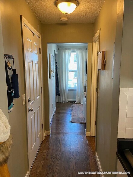 Building Photo - 30 L St