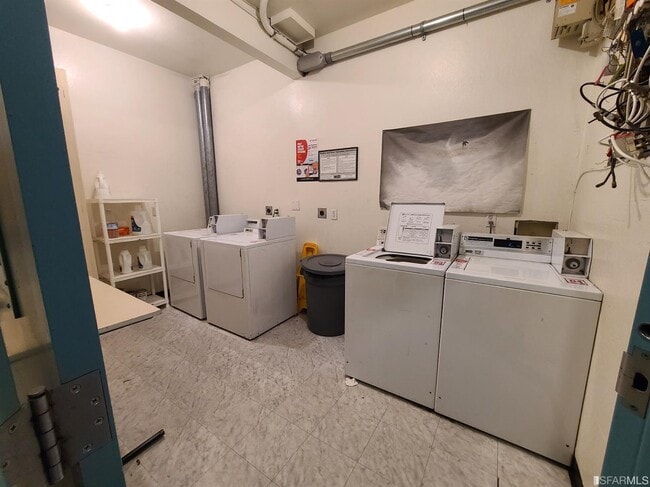 Building Photo - 801 Minnesota St