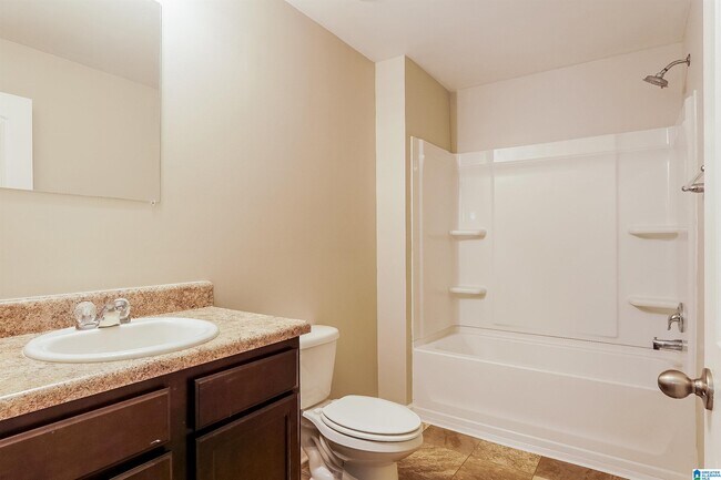 Building Photo - 4670 Brookshire Ln
