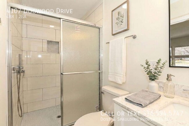 Building Photo - 4107 Dogwood Dr