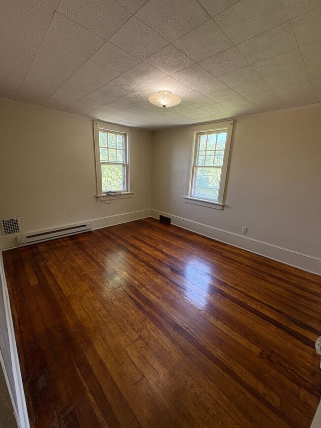 Building Photo - 169 Tanite Rd