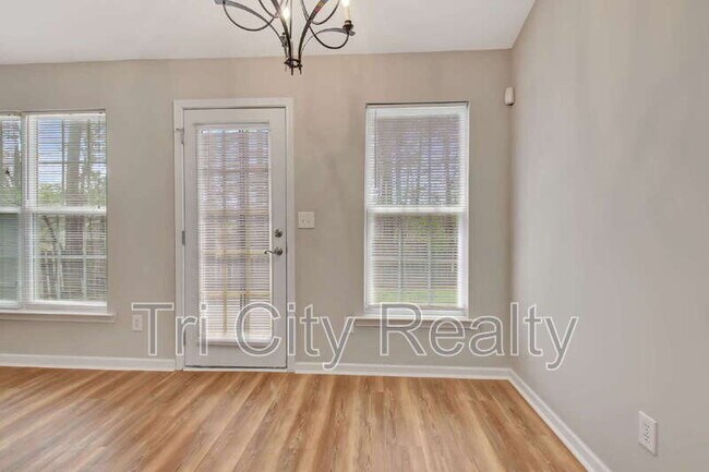 Building Photo - 342 Hunterian Pl