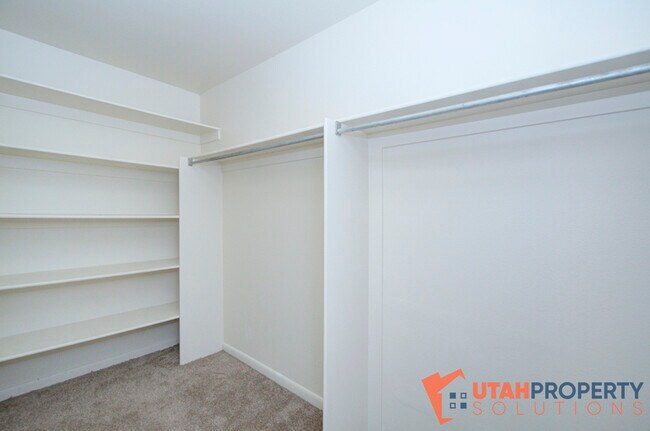 Building Photo - 84 N 240 W