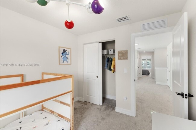 Building Photo - 2917 Olivia Ave