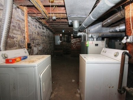 Building Photo - 374 North St