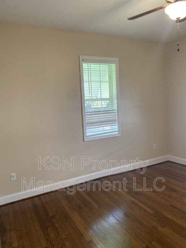 Building Photo - 1509 Ott St