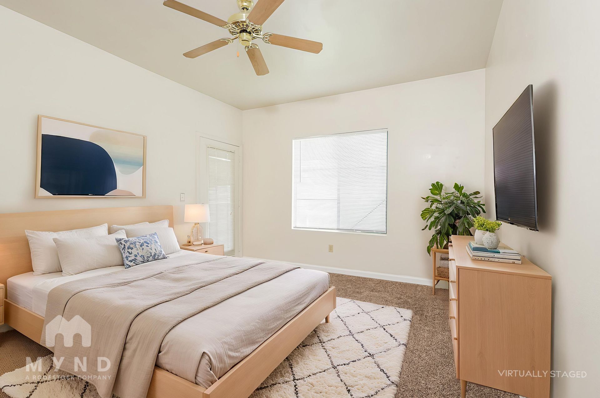 Building Photo - 900 S Meadows Pkwy