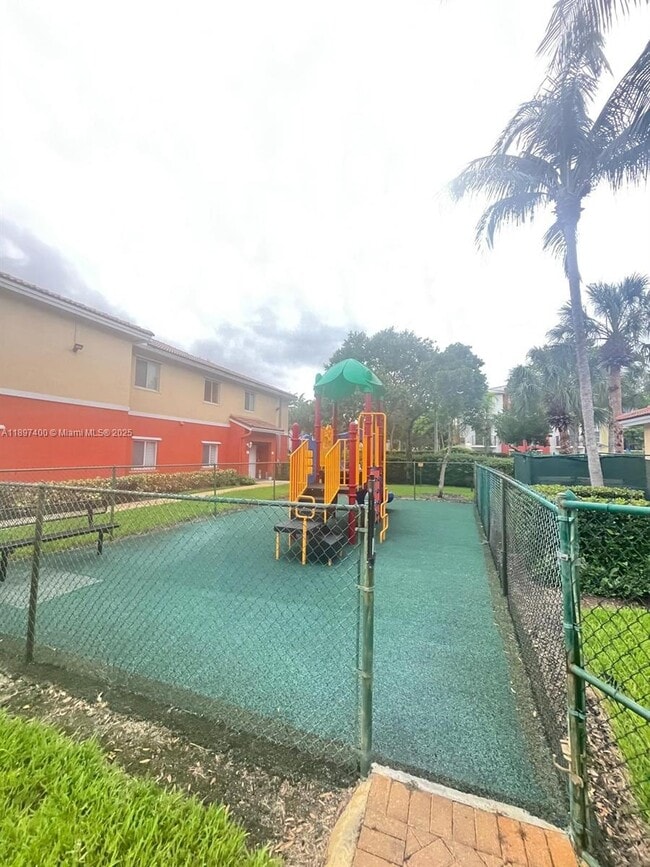 Building Photo - 3310 Palomino Dr