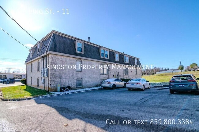 Building Photo - 507 Spring St