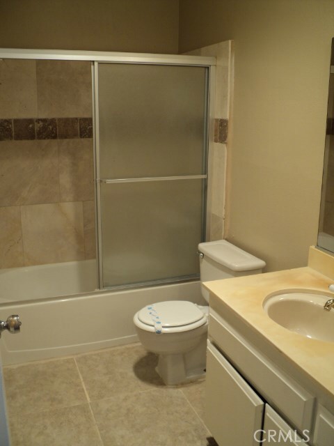 Building Photo - 23605 Golden Springs Dr